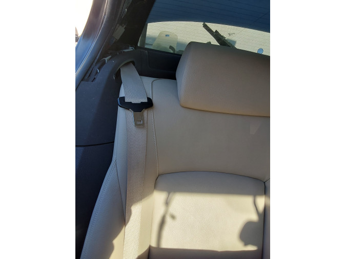 cinturon seguridad trasero izquierdo BMW 730D 2011