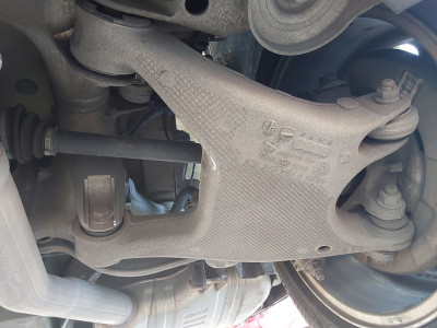 BRAZO SUSPENSION TRASERO IZQUIERDO BMW 730D 2011