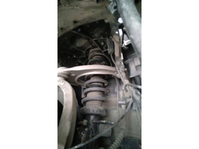 AMORTIGUADOR DELANTERO DERECHO BMW 730D 2011
