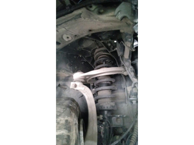 BRAZO SUSPENSION INFERIOR DELANTERO DERECHO BMW 730D 2011