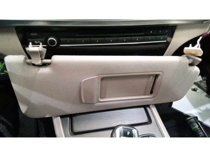 PARASOL IZQUIERDO BMW 730D 2011