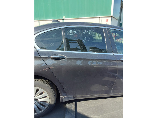 PUERTA TRASERA DERECHA BMW 730D 2011