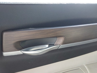 MANILLA INT.TRA.D. BMW 730D 2011