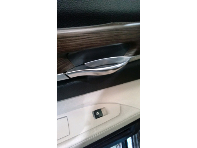MANILLA INT.TRA.D. BMW 730D 2011
