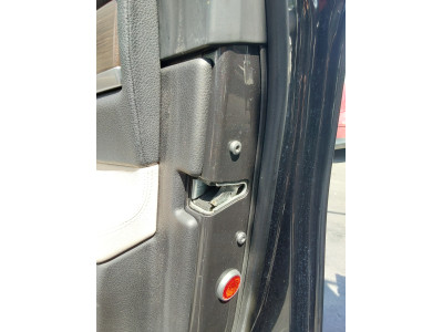 CERRADURA PUERTA DELANTERA DERECHA BMW 730D 2011