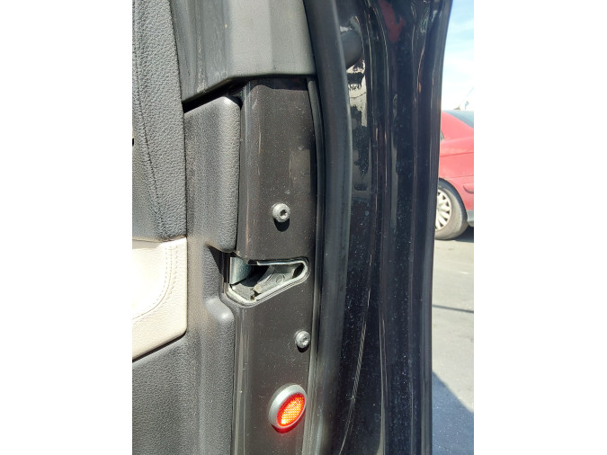 CERRADURA PUERTA DELANTERA DERECHA BMW 730D 2011