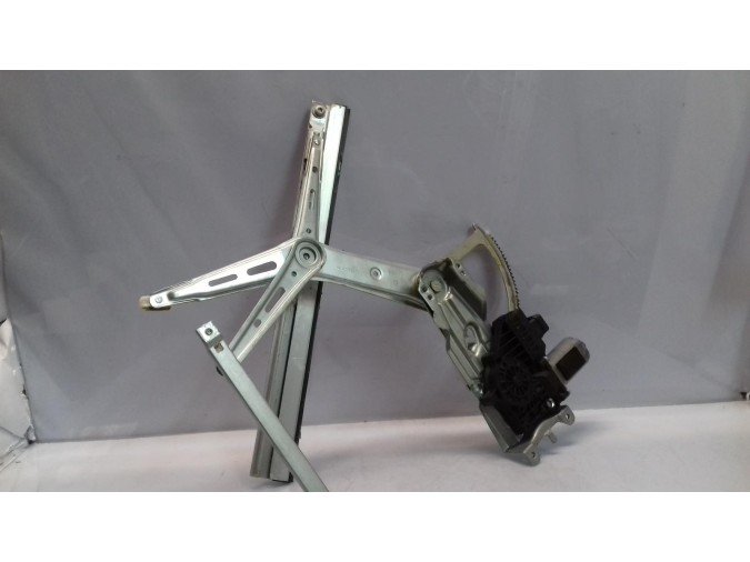 ELEVALUNAS DELANTERO DERECHO OPEL ZAFIRA 2006