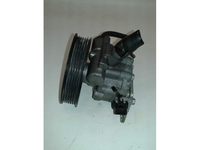 BOMBA DIREECION LDV MAXUS 2006