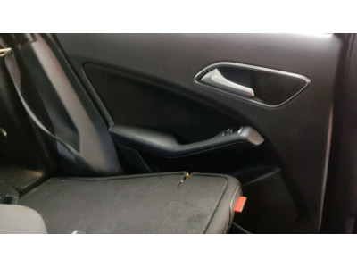 ELEVALUNAS TRASERO IZQUIERDO MERCEDES A 180 CDI / D 2013