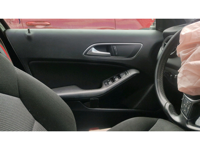 ELEVALUNAS DELANTERO IZQUIERDO MERCEDES A 180 CDI / D 2013