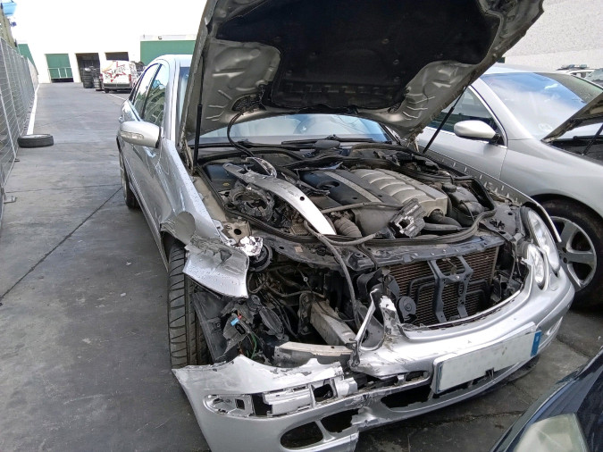 VOLANTE MERCEDES E 270 CDI 2003