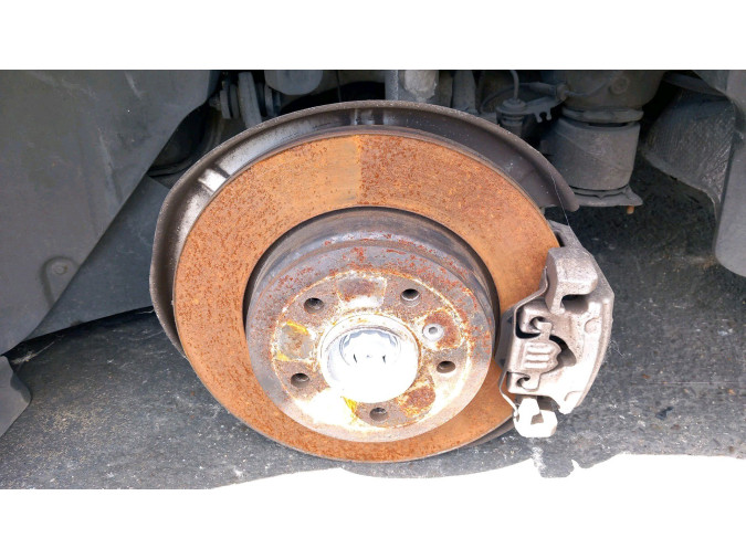 PINZA FRENO TRASERA IZQUIERDA BMW 630I 2005