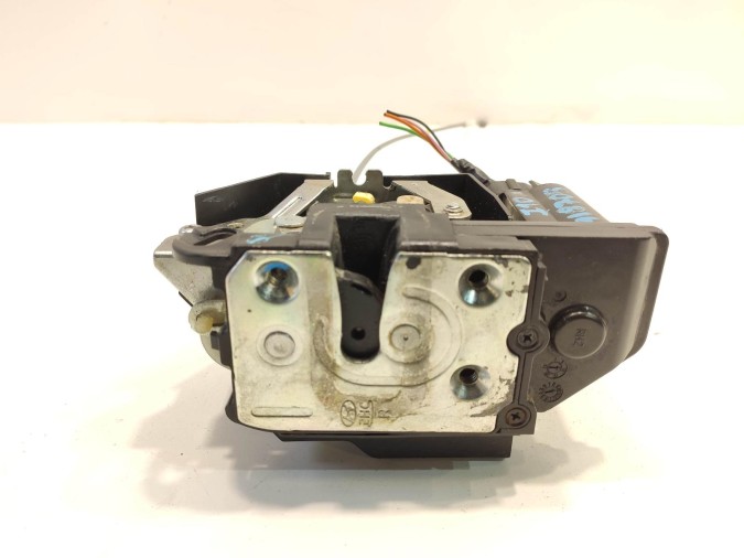 CERRADURA PUERTA DELANTERA DERECHA HYUNDAI I10 2013