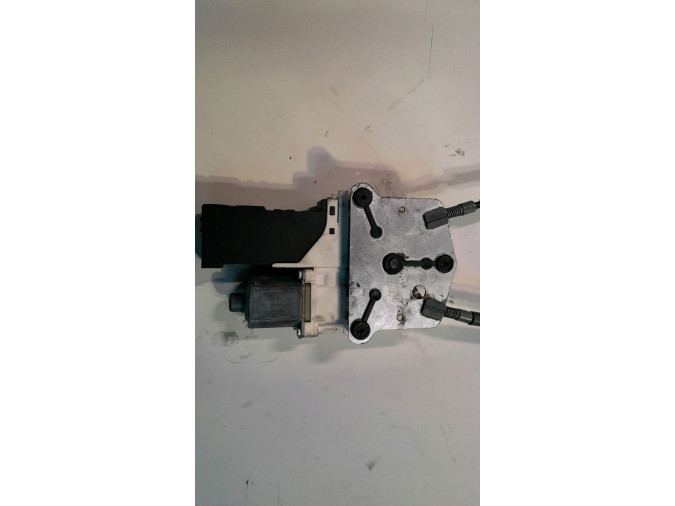 ELEVALUNAS DELANTERO DERECHO PEUGEOT 407 2008