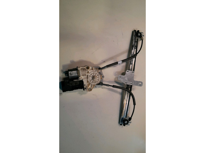 ELEVALUNAS DELANTERO DERECHO PEUGEOT 407 2008