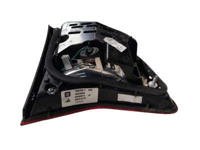 PILOTO TRASERO DERECHO INTERIOR OPEL MERIVA 2014