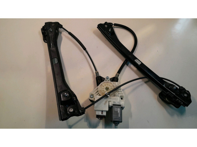 ELEVALUNAS DELANTERO IZQUIERDO SEAT TOLEDO 2018