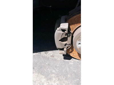 PINZA FRENO DELANTERA DERECHA BMW X3 2007