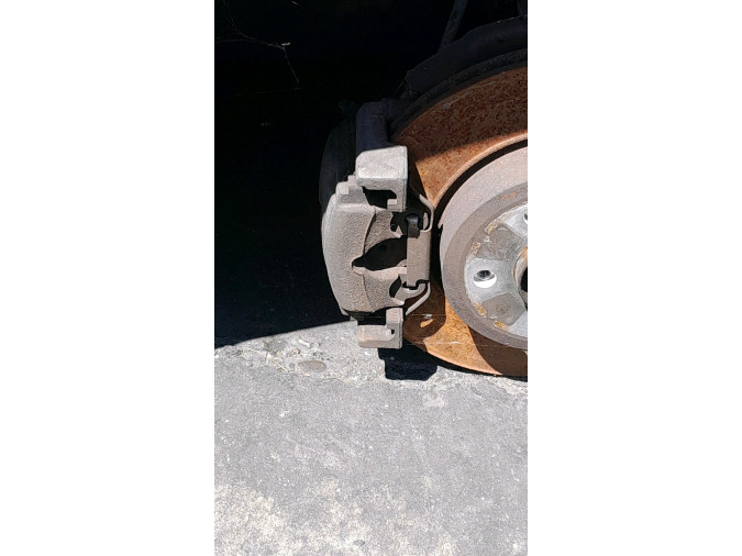 PINZA FRENO DELANTERA DERECHA BMW X3 2007