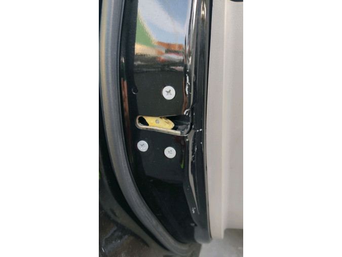 CERRADURA PUERTA DELANTERA IZQUIERDA MAZDA CX-7 2011
