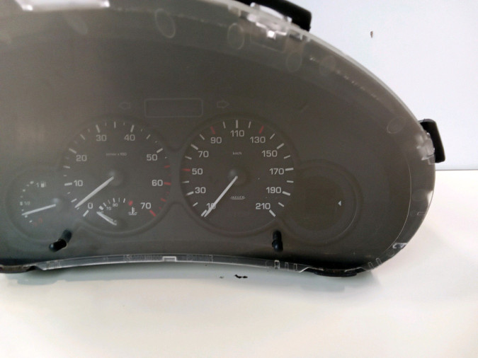 CUADRO INSTRUMENTOS CITROEN BERLINGO  2005