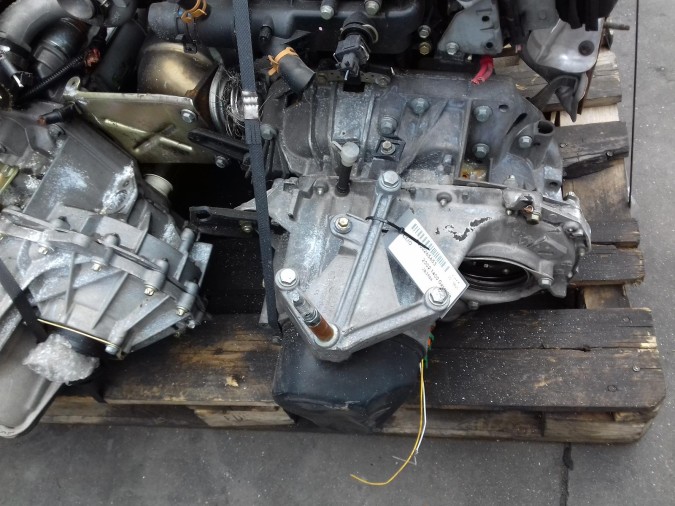 CAJA CAMBIOS RENAULT CLIO 2002