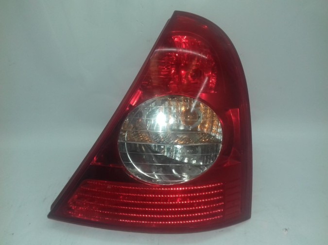 PILOTO TRASERO DERECHO RENAULT CLIO 2003
