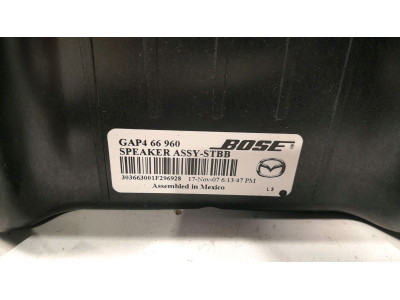 SUBWOOFER MAZDA CX-3 2015