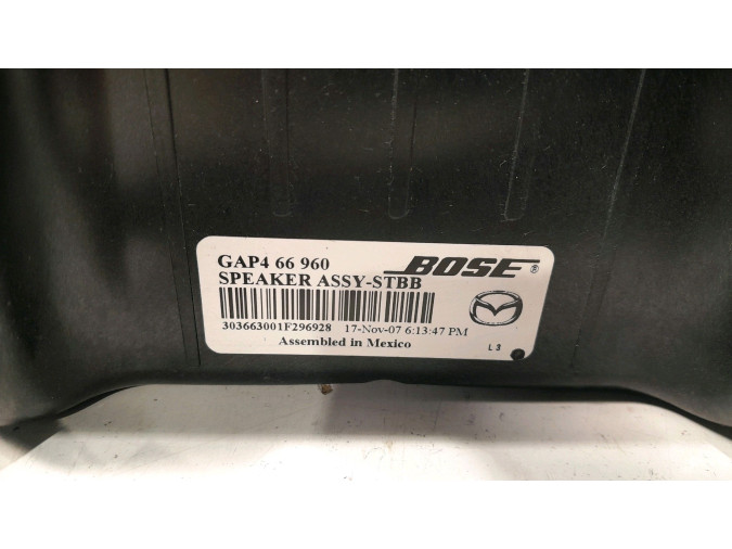 SUBWOOFER MAZDA CX-3 2015