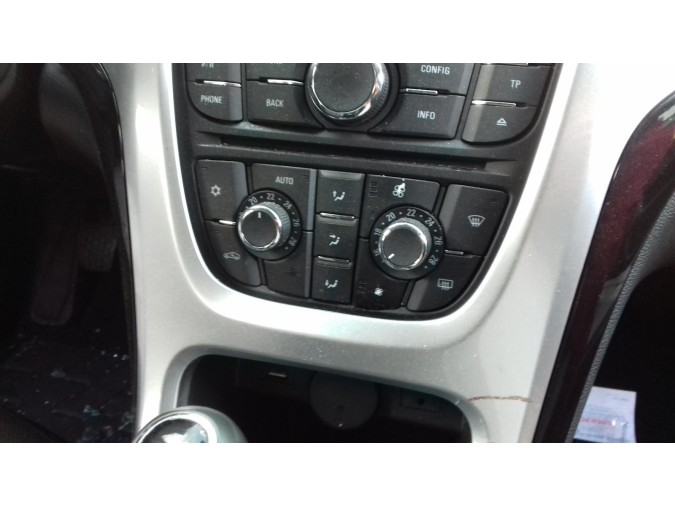 MANDO CALEFACCIÓN OPEL ASTRA 2015
