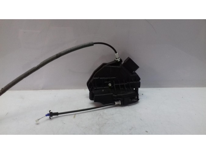 CERRADURA PUERTA TRASERA DERECHA FORD FOCUS 2017