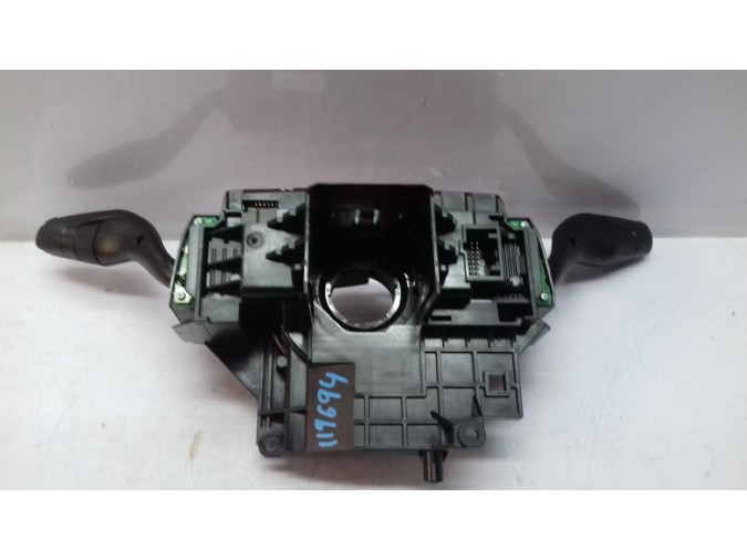MANDO MULTIFUNCION FORD FOCUS 2017