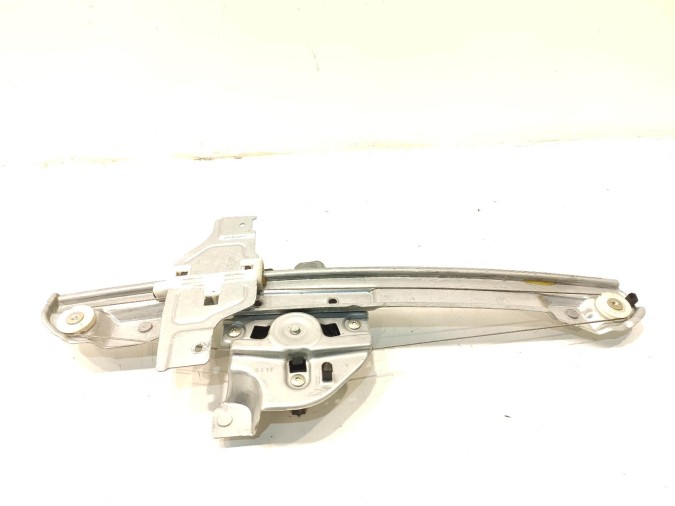 ELEVALUNAS DELANTERO DERECHO PEUGEOT 2008 2019