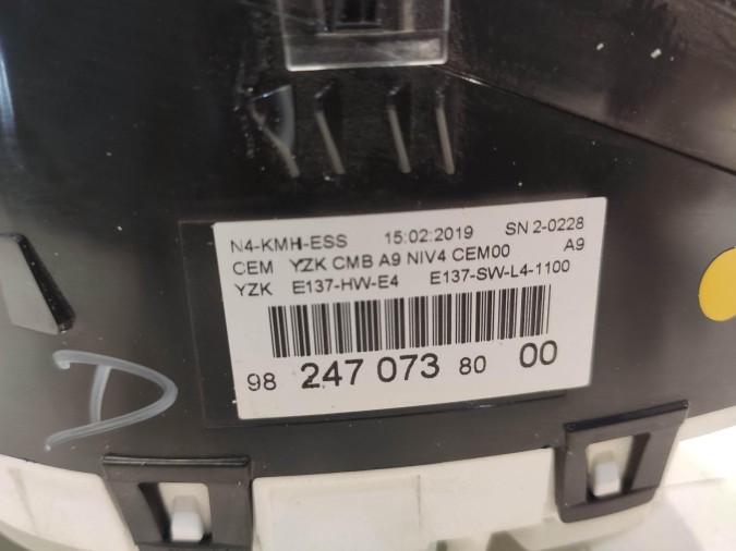 CUADRO INSTRUMENTOS PEUGEOT 2008 2019