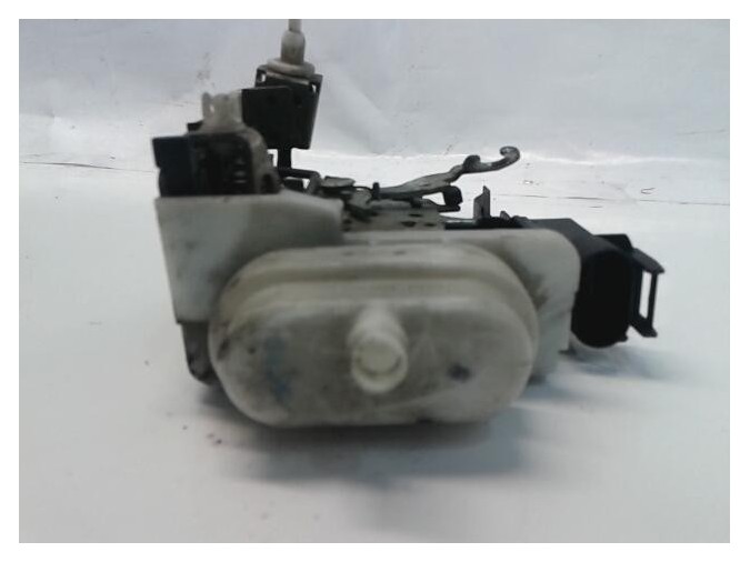 CERRADURA PUERTA DELANTERA DERECHA HONDA CIVIC 1999