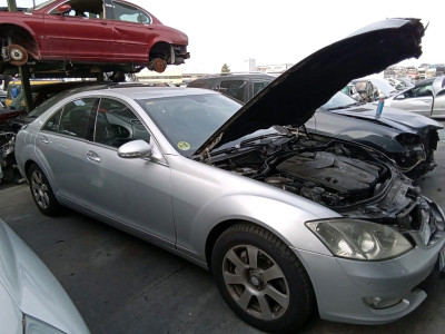 ALETA DELANTERA IZQUIERDA MERCEDES S 320 CDI 2008