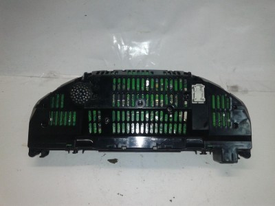 CUADRO INSTRUMENTOS TOYOTA AVENSIS 2010