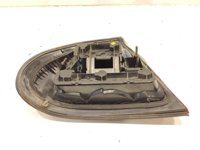 PILOTO TRASERO DERECHO OPEL TIGRA 1998