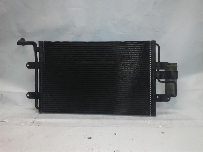 Radiador A/C VOLKSWAGEN GOLF 2000