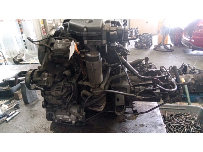 MOTOR CON ACCESORIOS Y CAJA DE CAMBIOS SEAT CORDOBA