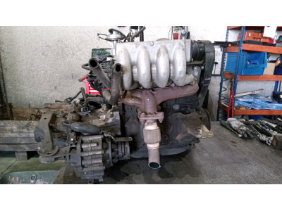 MOTOR CON ACCESORIOS Y CAJA DE CAMBIOS SEAT CORDOBA 1998