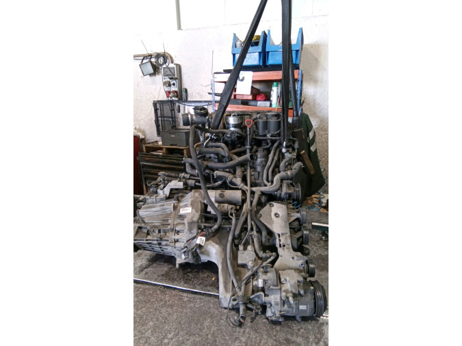MOTOR CON ACCESORIOS Y CAJA DE CAMBIOS MERCEDES A 170 CDI 2003