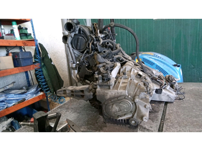 MOTOR CON ACCESORIOS Y CAJA DE CAMBIOS MERCEDES A 170 CDI 2003