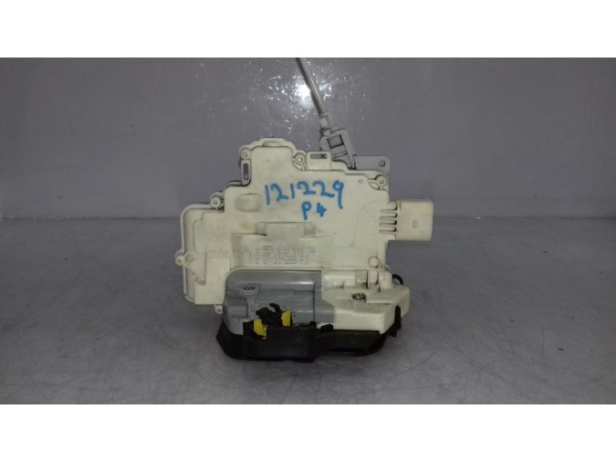 CERRADURA PUERTA TRASERA DERECHA SEAT EXEO 2011