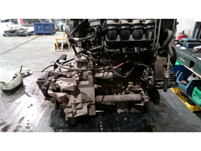 MOTOR CON ACCESORIOS Y CAJA DE CAMBIOS ALFA ROMEO 147 2006