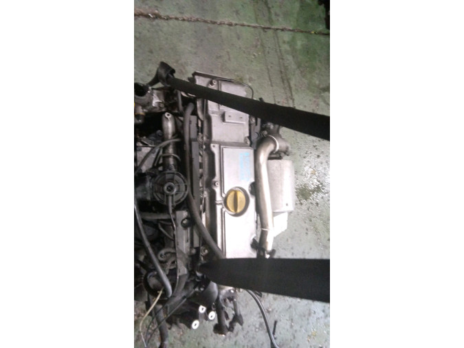 MOTOR CON ACCESORIOS Y CAJA DE CAMBIOS OPEL ZAFIRA 2001