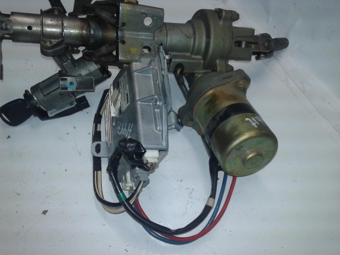 COLUMNA DIRECCION TOYOTA AVENSIS 2002