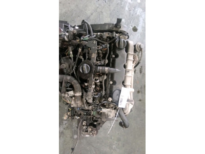 MOTOR CON ACCESORIOS Y CAJA DE CAMBIOS CITROEN XSARA PICASSO 2000