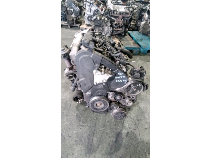 MOTOR CON ACCESORIOS Y CAJA DE CAMBIOS CITROEN XSARA PICASSO 2000