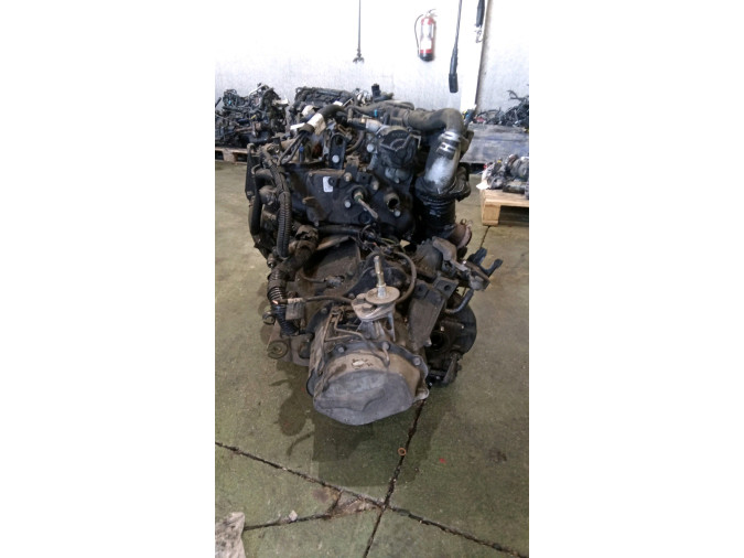 MOTOR CON ACCESORIOS Y CAJA DE CAMBIOS CITROEN XSARA PICASSO 2002